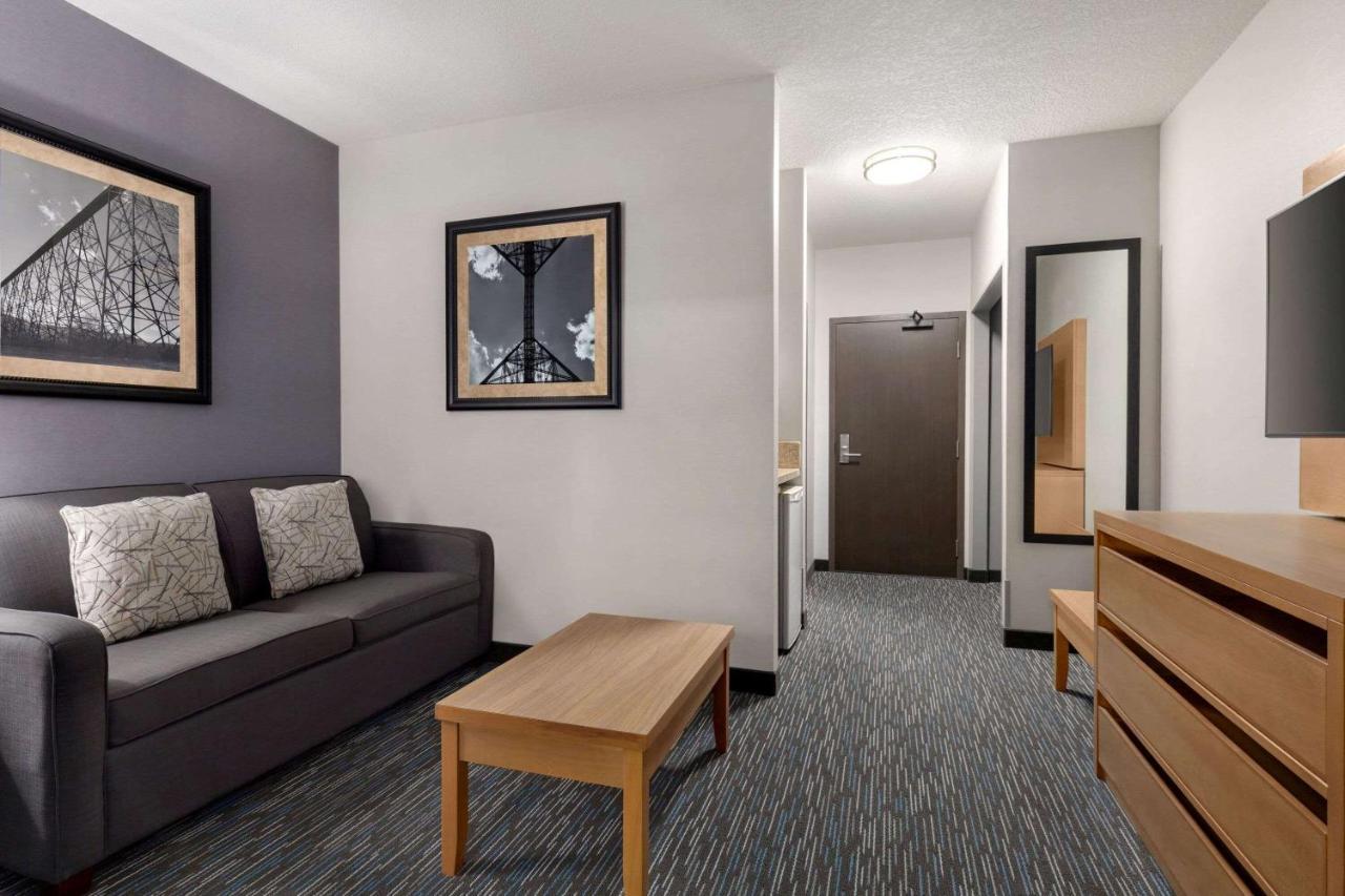 Wingate By Wyndham Lethbridge Hotel Kültér fotó