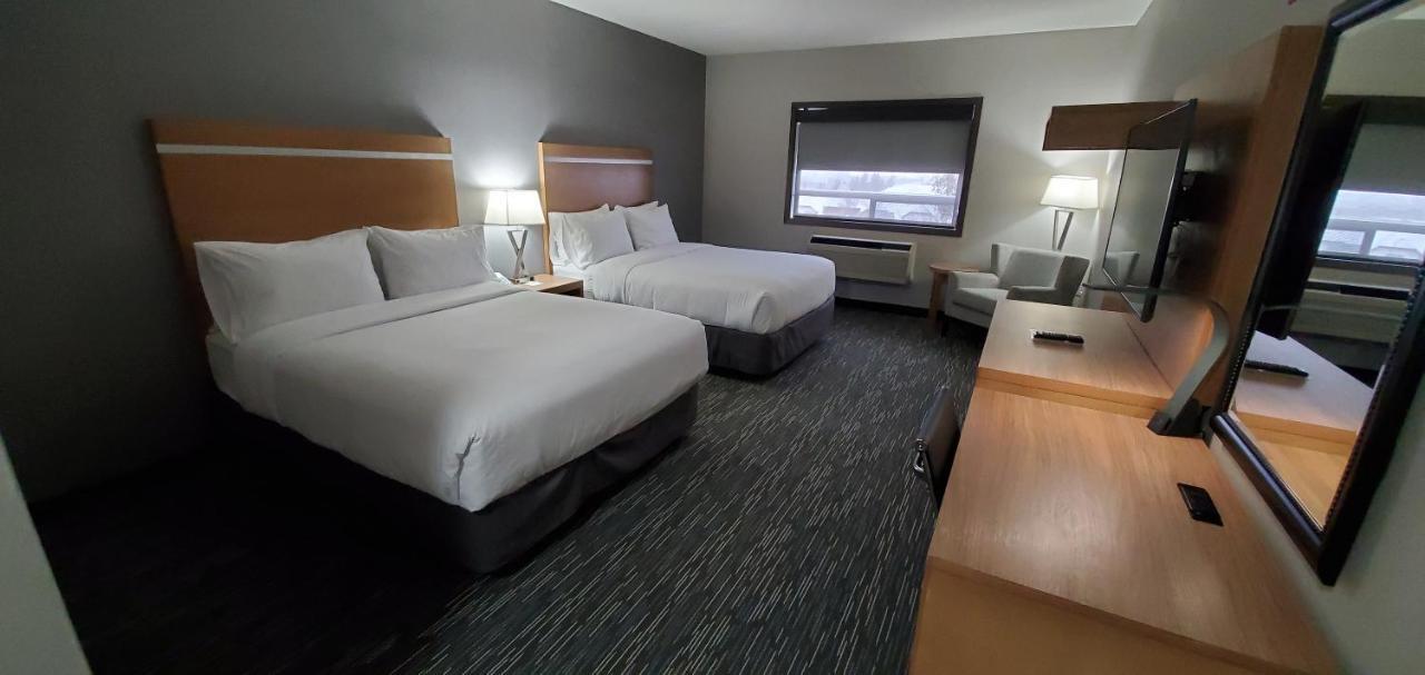 Wingate By Wyndham Lethbridge Hotel Kültér fotó