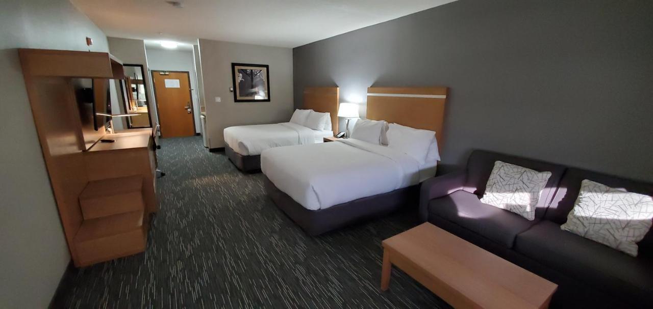 Wingate By Wyndham Lethbridge Hotel Kültér fotó